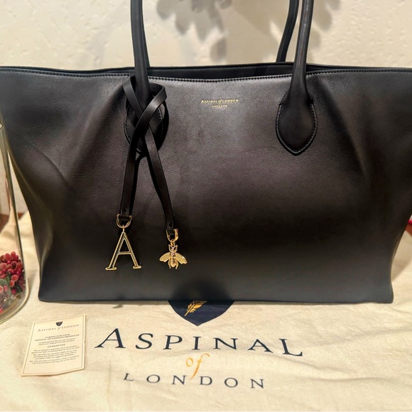 Aspinal of London Elegant Black Satchel - Picture 6 of 11